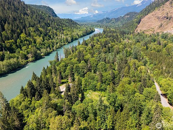2nd image of 15280 WA State Route 530