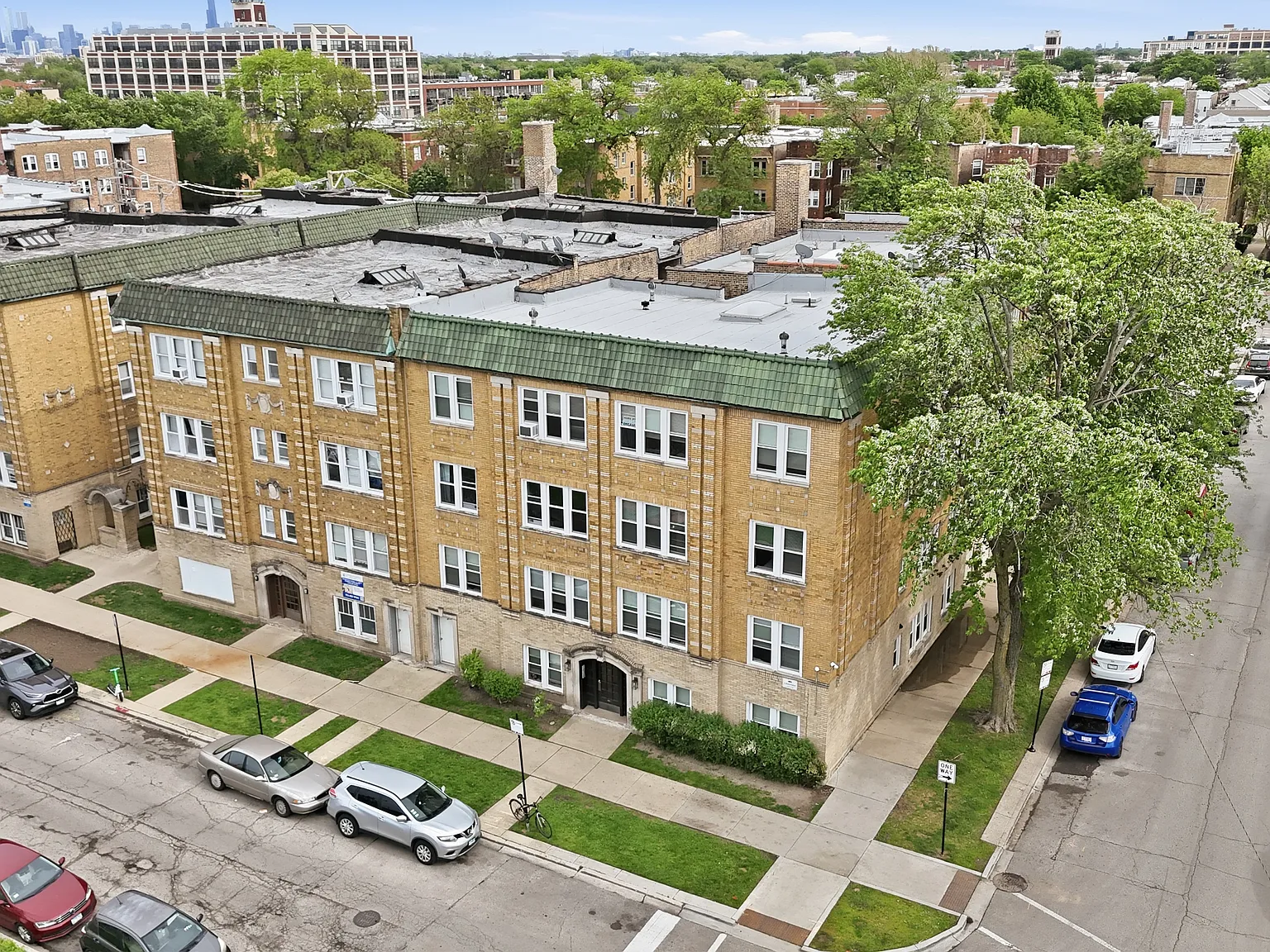 4057-59 W School — Photo 1