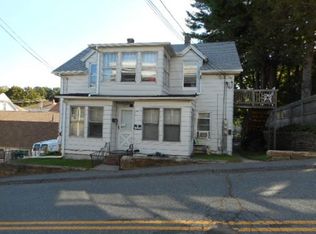 61 Mechanic St, Spencer, MA 01562