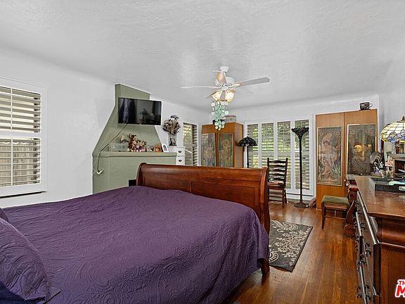 3rd image of 2080 E Washington Blvd