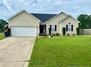 270 Copper Creek Dr, Raeford, NC 28376
