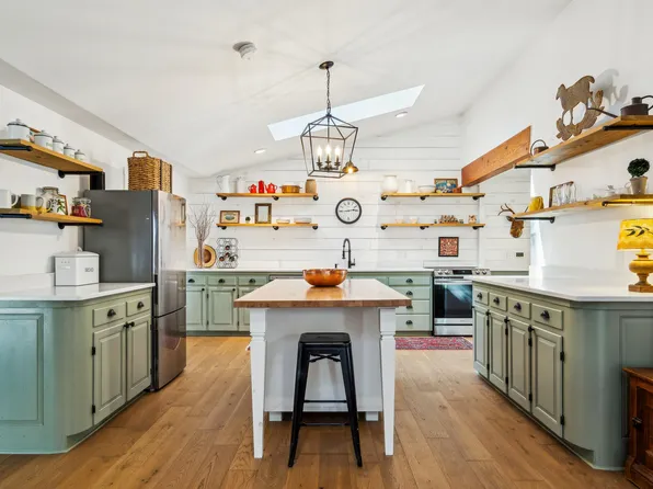 294 Barberry Hill Road, Woodstock, VT 05091