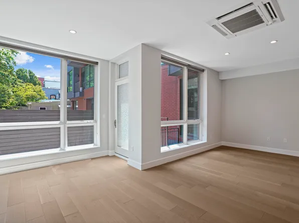 695 6th Avenue 1G image 2 of 40