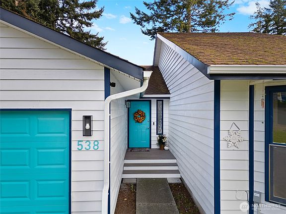 2nd image of 538 NW Ensign Drive