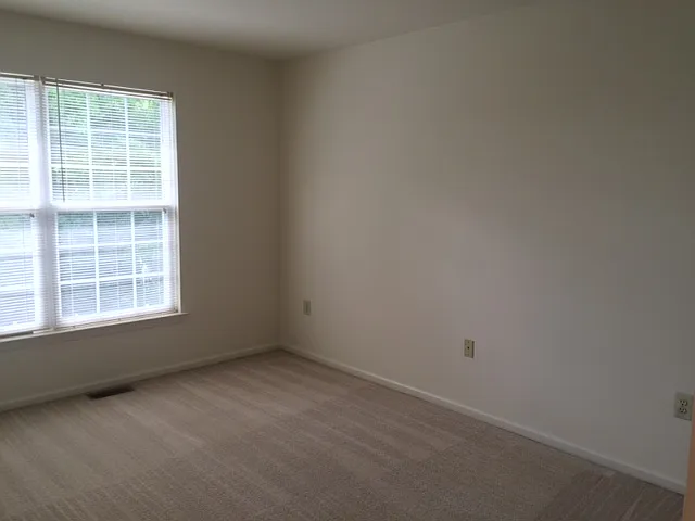 115 Madison Way — Photo 5