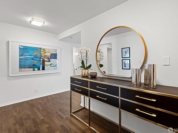 2nd image of 101 Lombard St APT 604W
