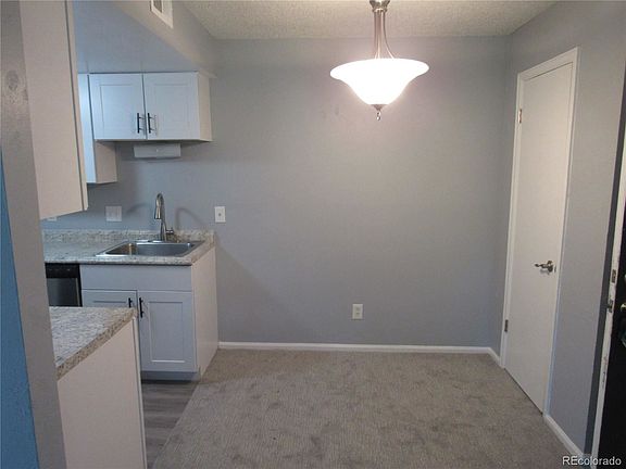 5th image of 1358 S Irving St #32
