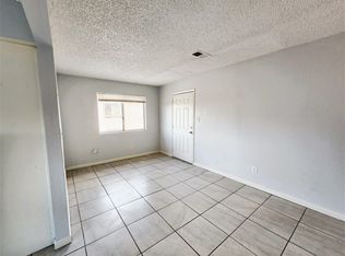 1317 Bernard St #4, Bakersfield, CA 93305