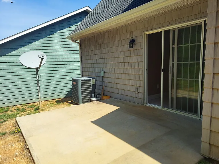 30 Hiddenbrook Ln — Photo 16