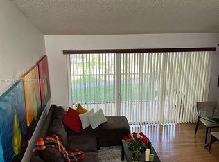 13906 SW 93rd Ln, Miami, FL 33186