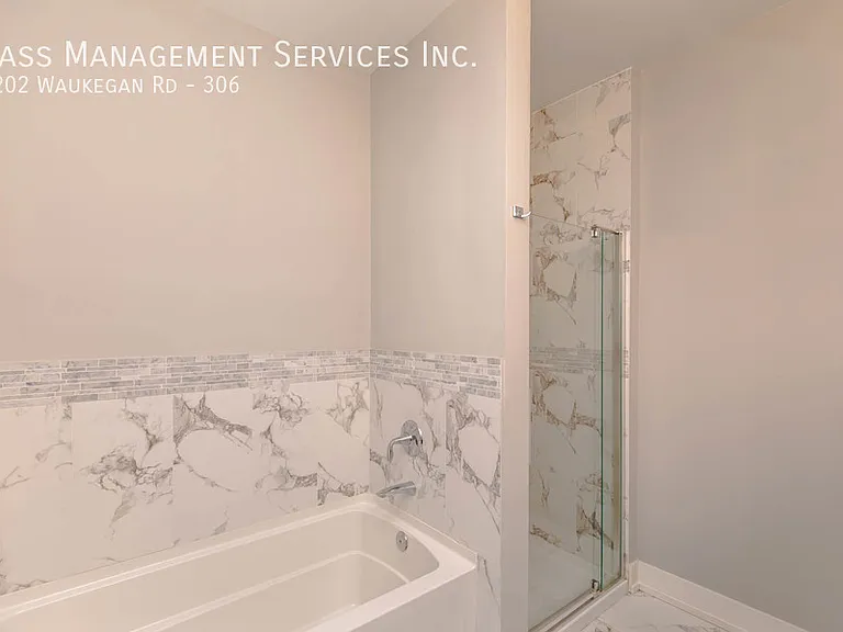 1202 Waukegan Rd, Glenview, IL — Photo 113