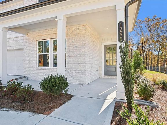 3rd image of 6155 Kismet Rd