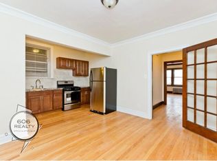 Bright and Sunny Apts on Grove!, Berwyn, IL 60402