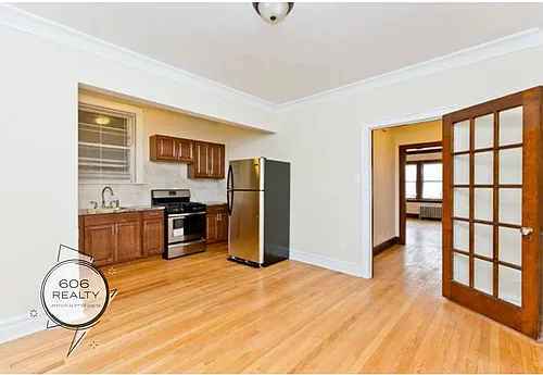 1940 Grove Ave #2N Photo 1