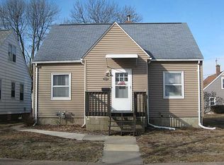 1826 2nd St SW, Cedar Rapids, IA 52404