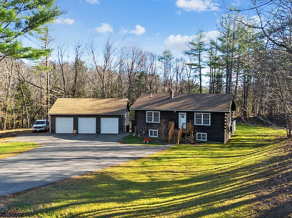 105 Summerhaven Road, Manchester, ME 04351