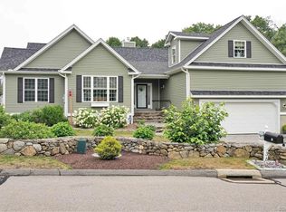 36 Fieldstone Ln, Higganum, CT 06441