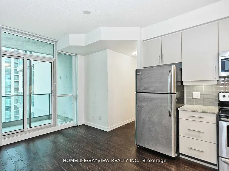 33 Bay St #1905 — Photo 10