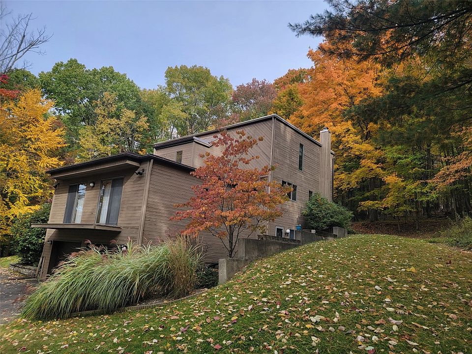 1st image of 240 Knight Rd