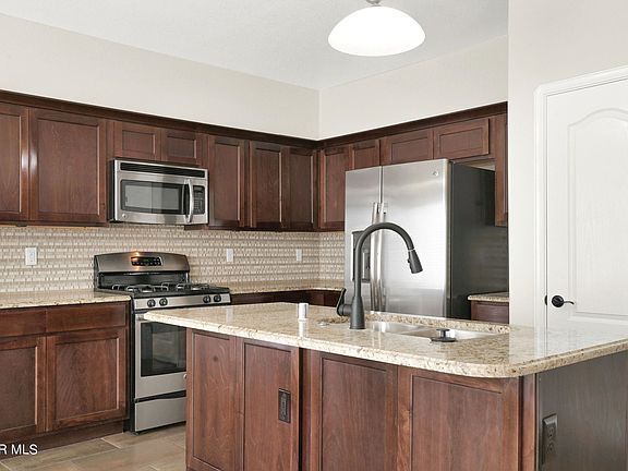 5th image of 11656 Grotto Bay Ct