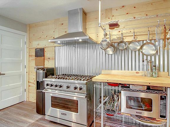 Kitchen with industrial appliances