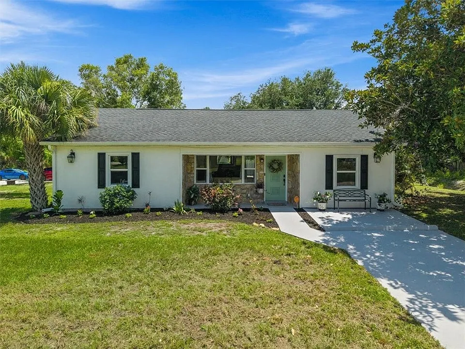 8795 101st Ct