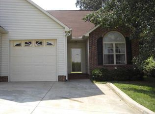 111 Teaberry Ct, Mooresville, NC 28115