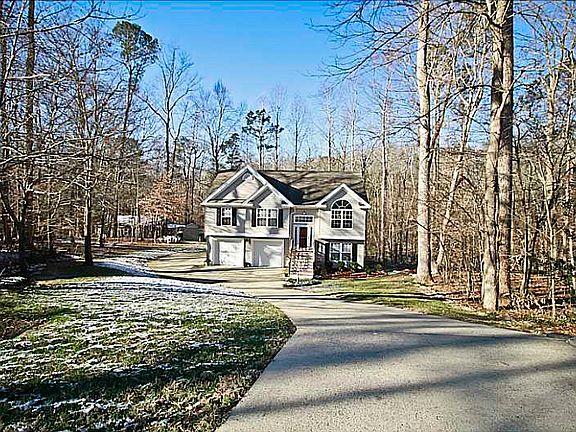 3rd image of 119 Thunderbird Ln