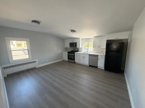 (undisclosed Address), Staten Island, NY 10305