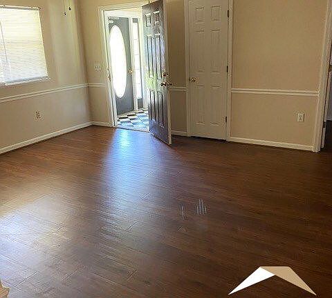 2nd image of 703 Pats Ln #B