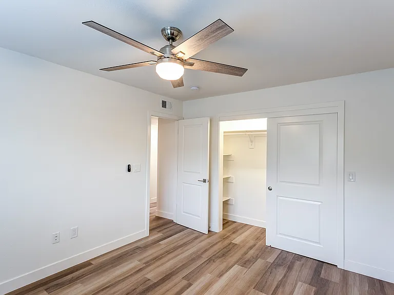2310 Buena Vista Ave #2334 — Photo 44