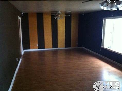 5th image of 1202 Arkansas Ave