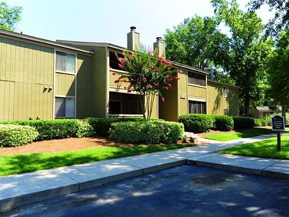 2nd image of 3833 N Oak Street Ext APT 1