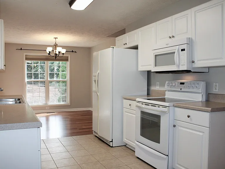 289 Firetree Ln — Photo 11