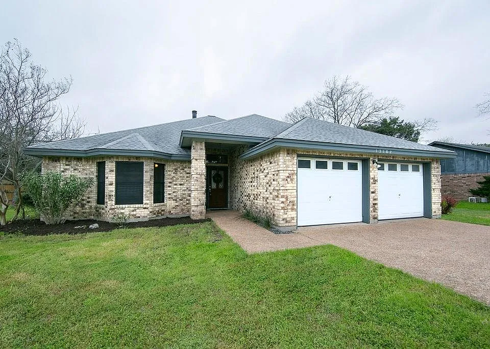 13102 Villa Park Dr