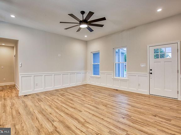 5th image of 253 Shirley Ln