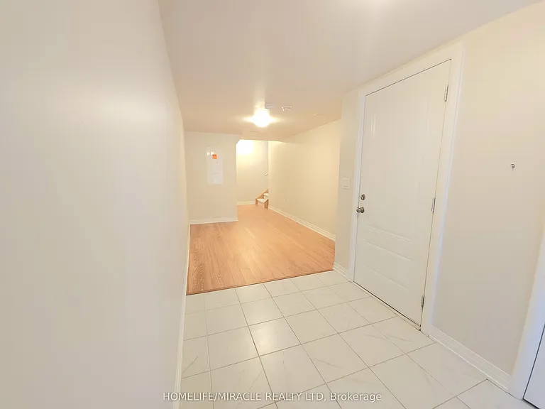 585 Colborne St E — Photo 5