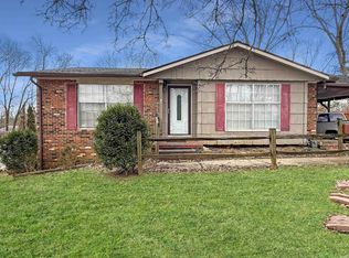 6699 Heritage Dr, Newburgh, IN 47630