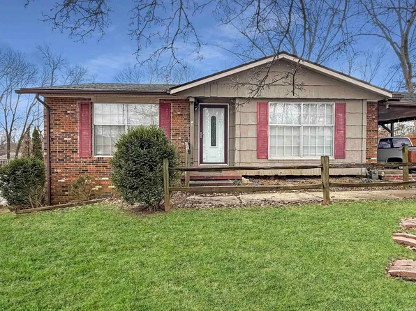 6699 Heritage Dr, Newburgh, IN 47630