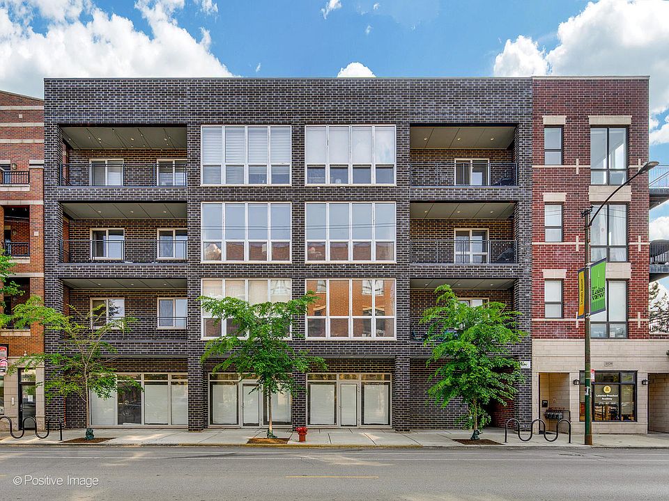 1st image of 3530 N Lincoln Ave #402