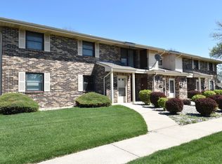 6840 Mariner Dr UNIT 104, Racine, WI 53406