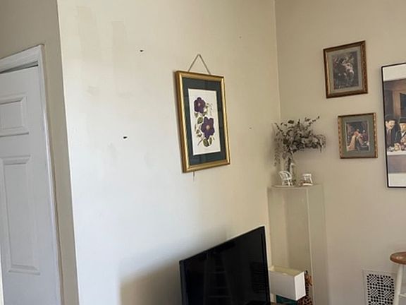 5th image of 1121 S 13th St Floor 2