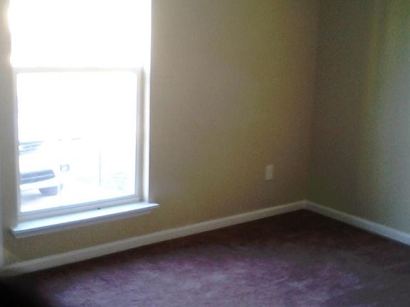 3rd image of 2221 1st St E