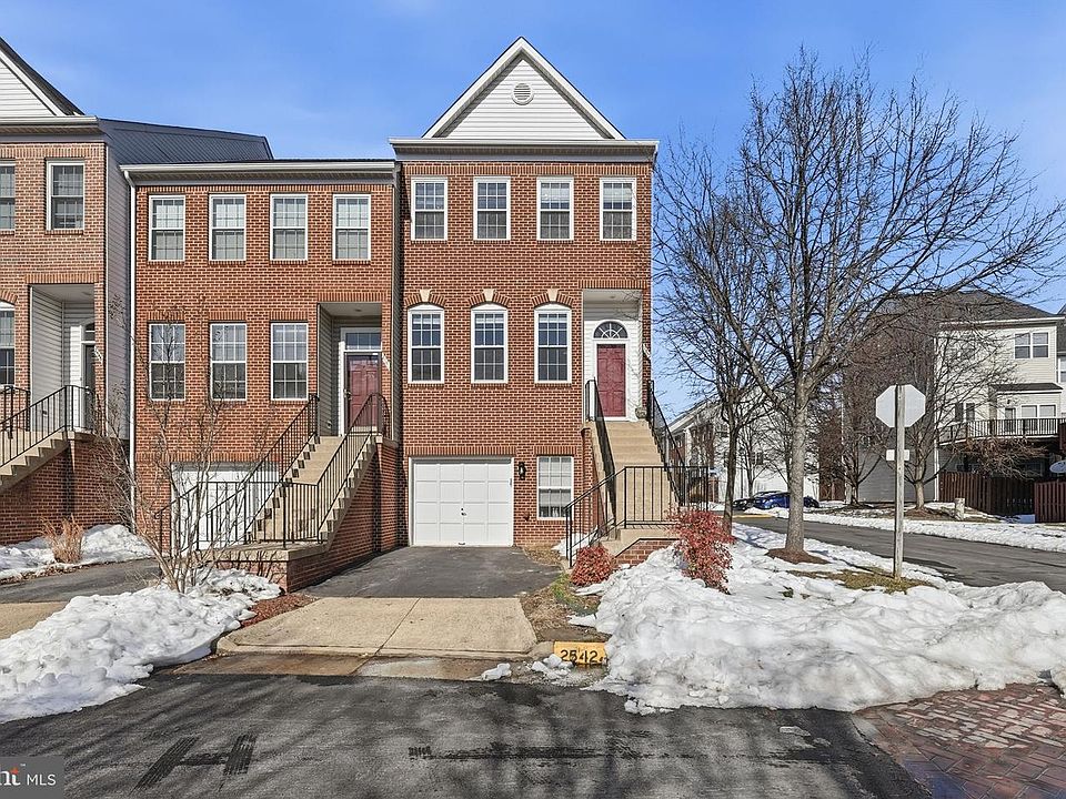 1st image of 2542 James Monroe Cir