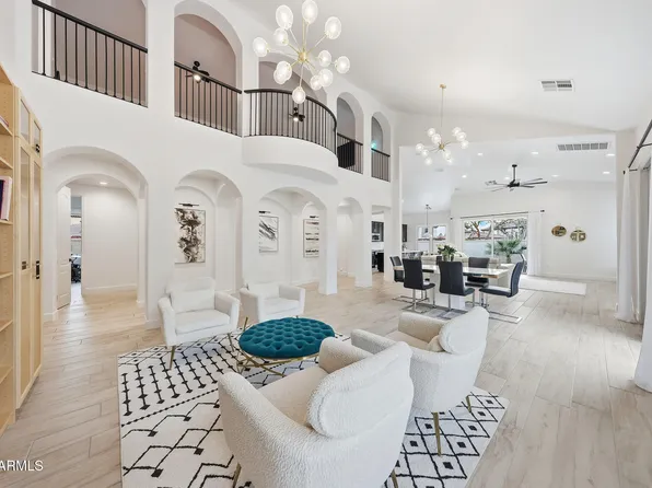 855 E MEAD Drive, Chandler, AZ 85249