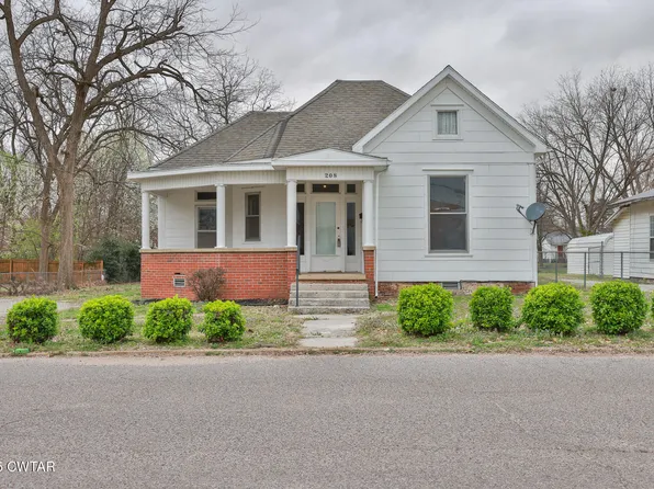 208 Olive St, Martin, TN 38237