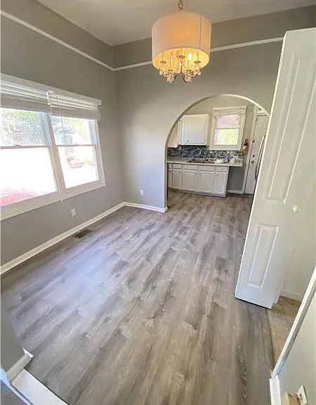 2602 Jefferson St — Photo 4