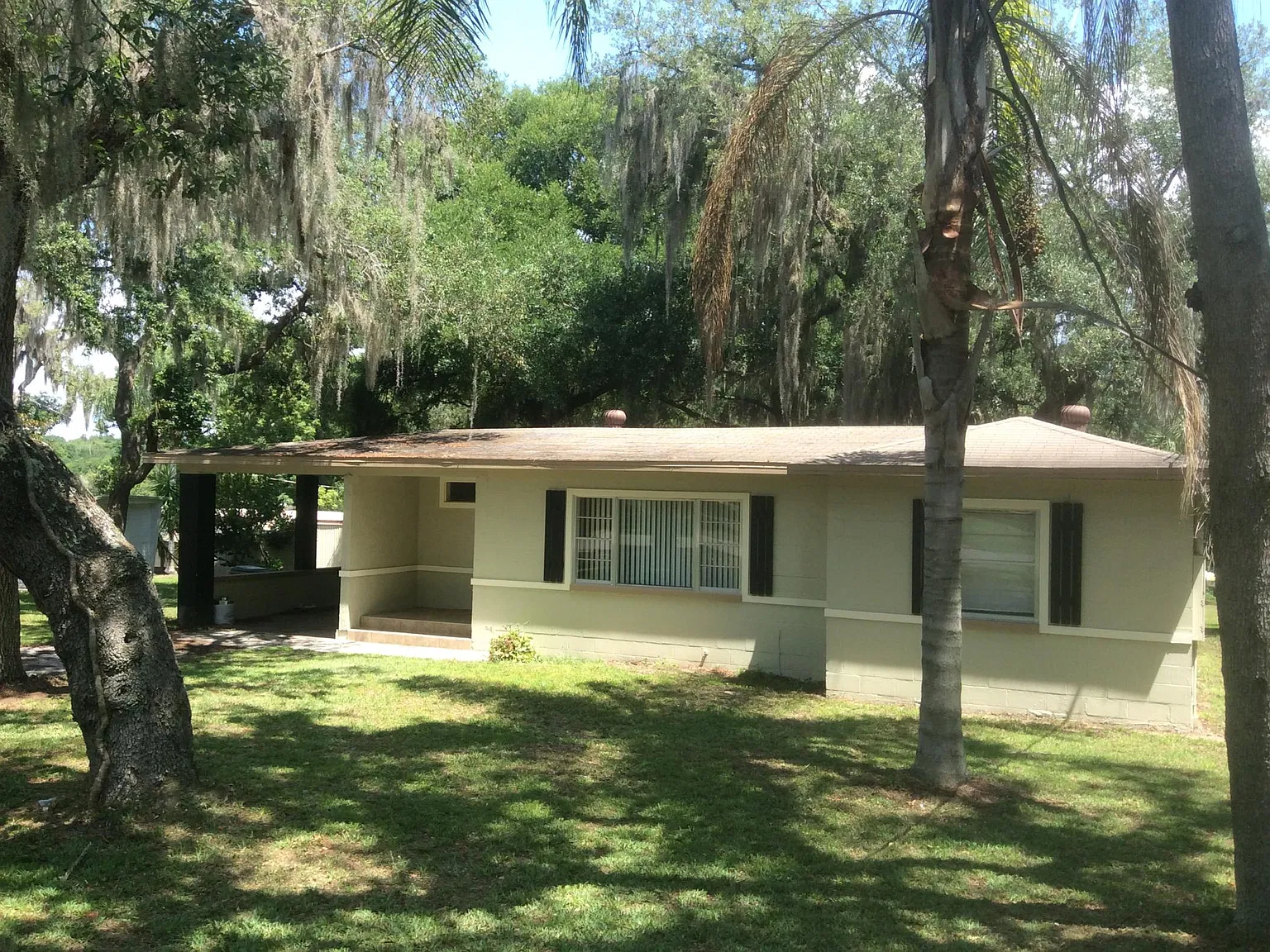 3 bed, 860 sqft, $1,450 — Photo 2
