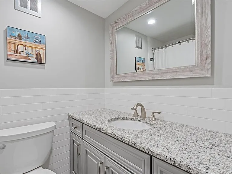 4950 Gulf Blvd #605 — Photo 30