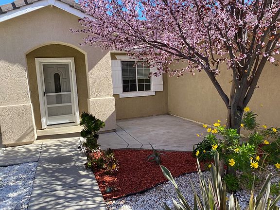 3rd image of 504 Peregrine Dr